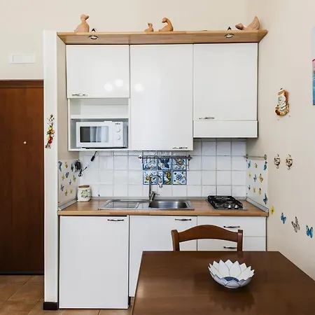 Grimaldi 8 By Wonderful Italy * Catania